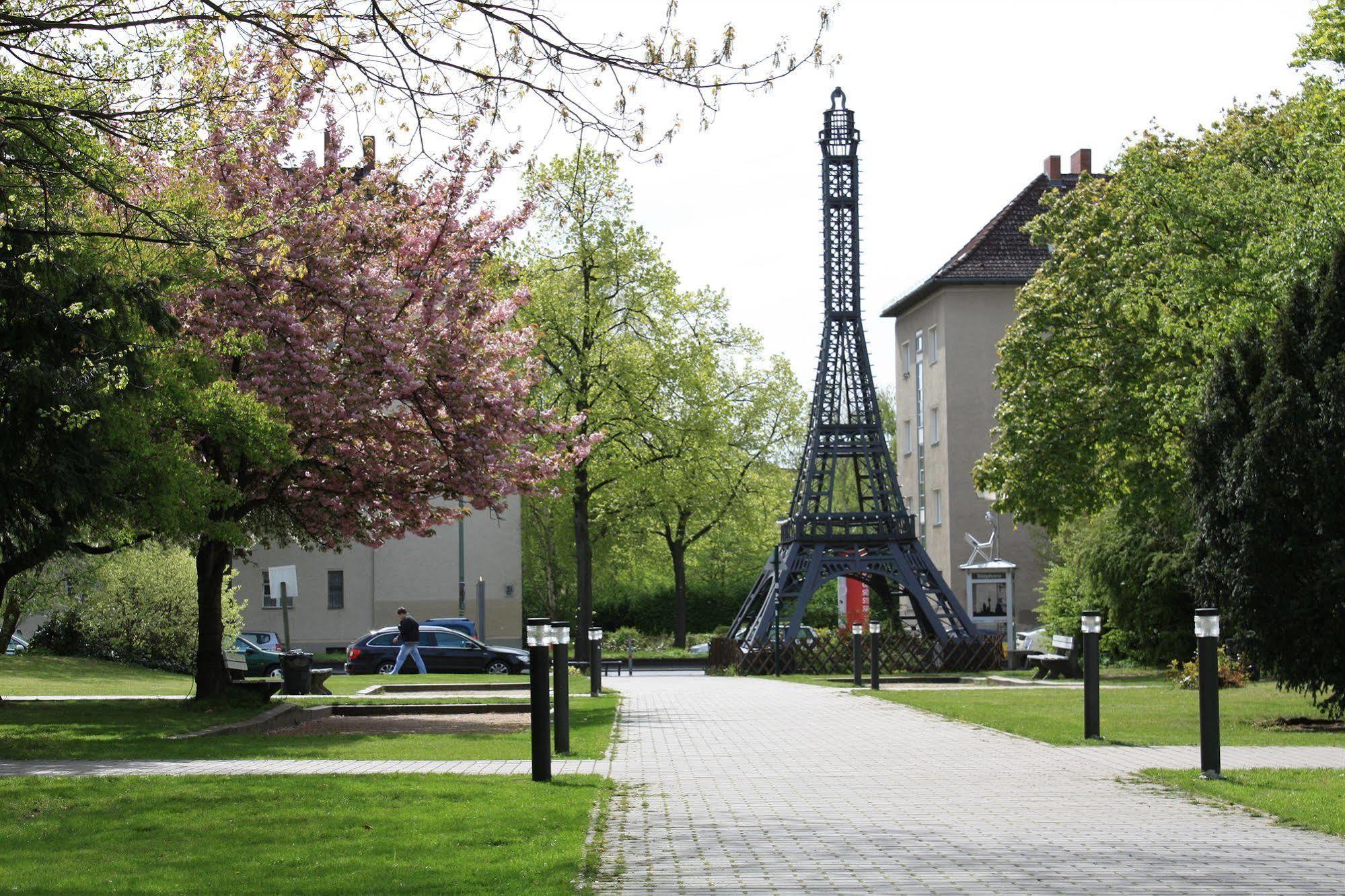 Hotel De France - Centre Francais De Berlin Bagian luar foto